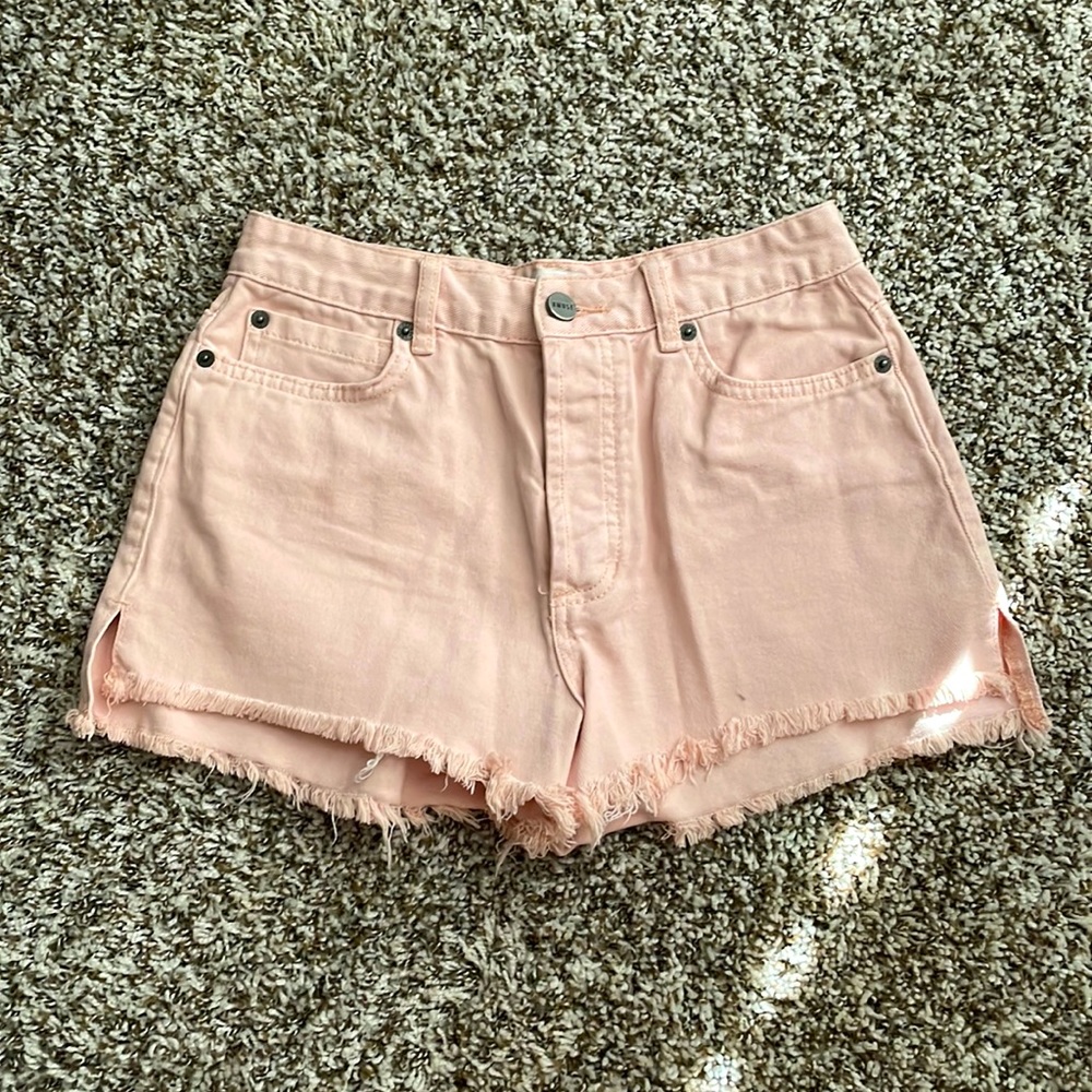 Amuse Society Light Pink Shorts